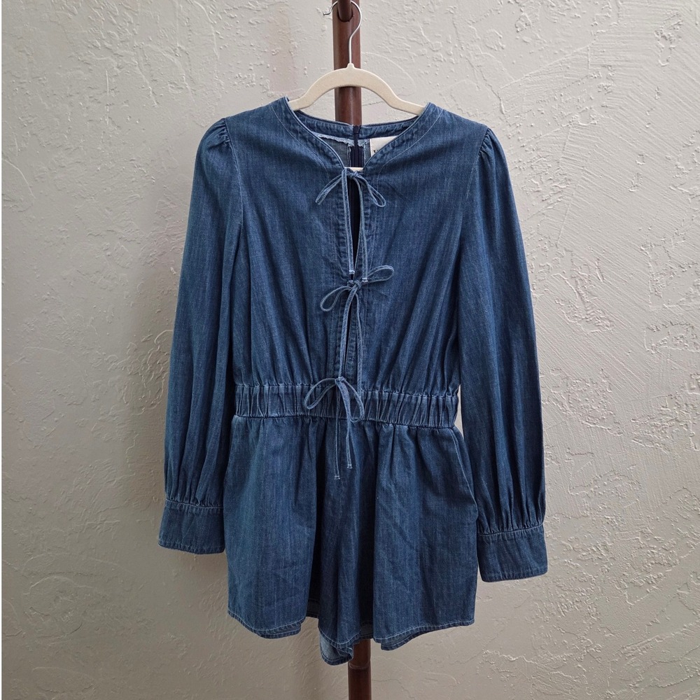 R129. Tie-Front Long‎ Sleeve Romper